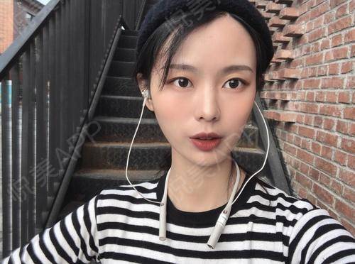 娱乐吃瓜君说的是谁啊,究竟是谁引发全网热议?(图3) 娱乐吃瓜君说的是谁啊,究竟是谁引发全网热议?(图3)